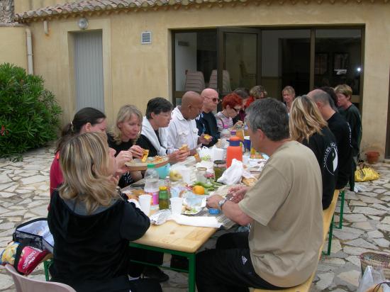 STAGE AVEC LOUIS WAN DER HEYOTEN / DIMANCHE 8 JUIN 2008 à MOURIES: cen